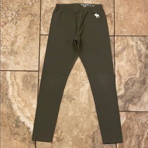 Abercrombie Kids Olive Green Leggings, Size 9/10!
